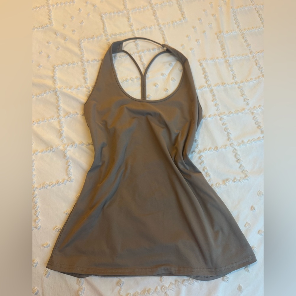 🩶ALO Yoga Khaki/Tan Tank Workout Tee